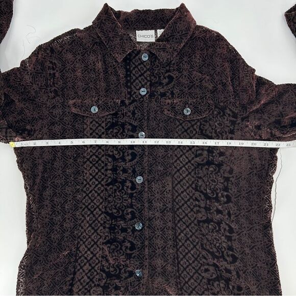 Chico's Sheer Velvet Geometric Long Sleeve Button Down Shirt Blouse Top Size 2 - Picture 7 of 10